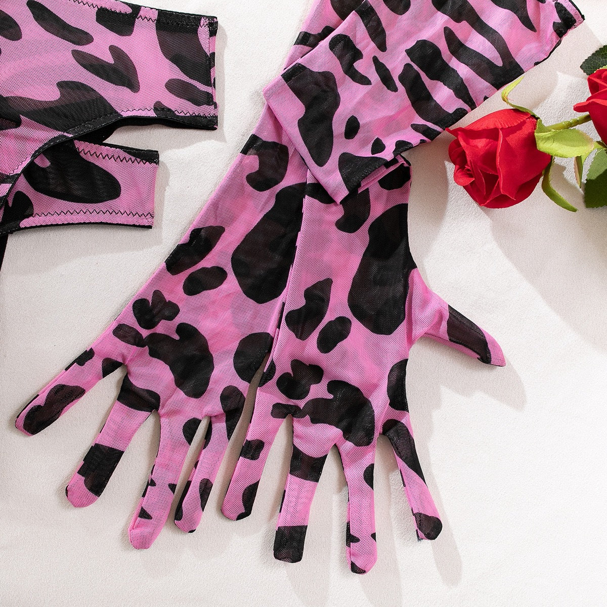 Prism Leopard Garter Set image 2