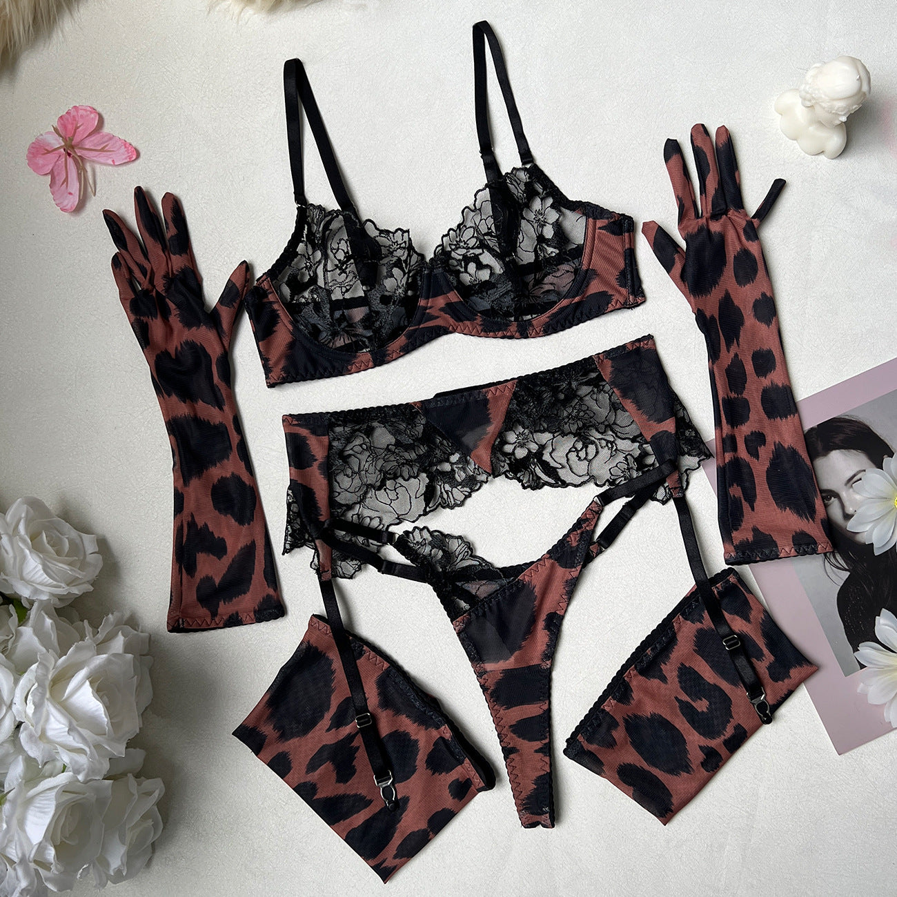 Leopard Opera Garter Set image 5