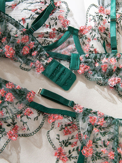 Jardin Secret Embroidered Set image 19